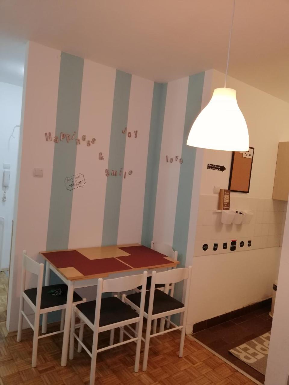 Ada Milipe Appartamento Belgrado Esterno foto