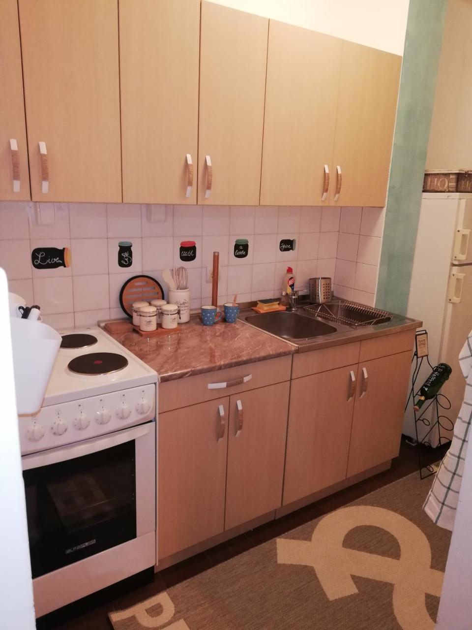 Ada Milipe Appartamento Belgrado Esterno foto