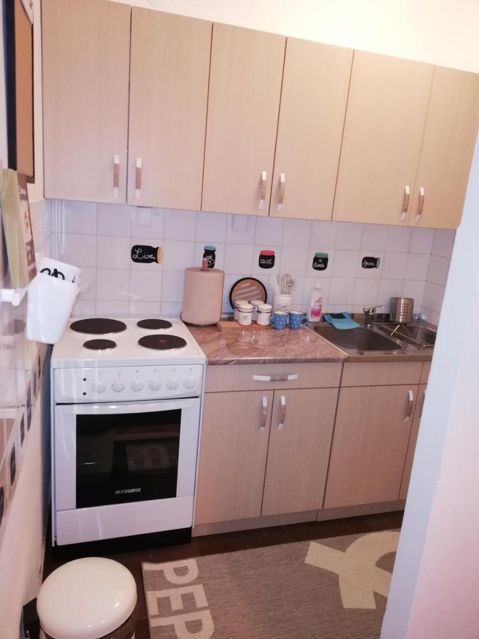 Ada Milipe Appartamento Belgrado Esterno foto