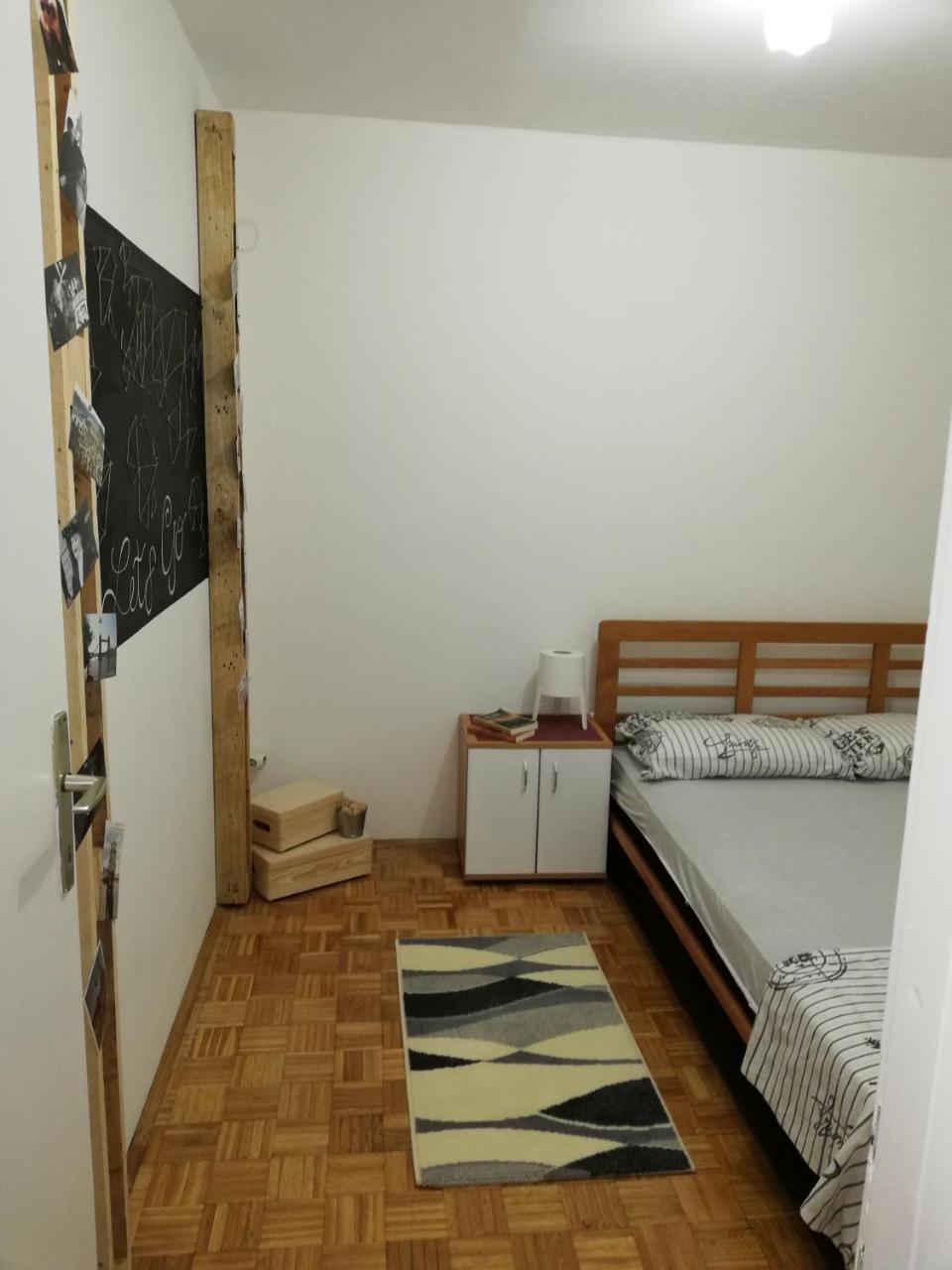 Ada Milipe Appartamento Belgrado Esterno foto